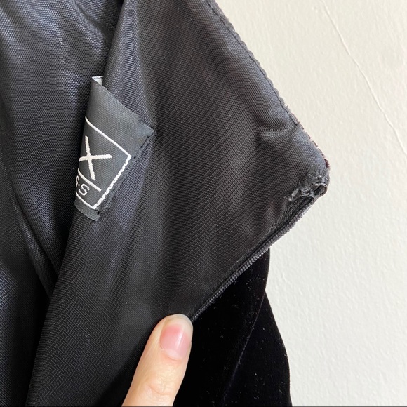 Vintage Black Velvet Wiggle Dress - Picture 8 of 9